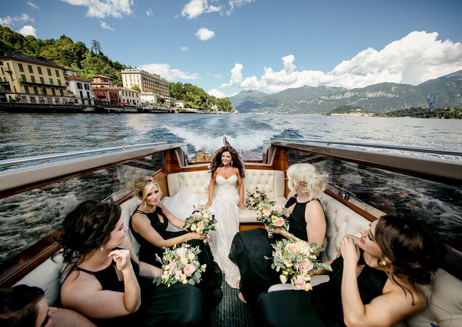 Wedding on the Boat